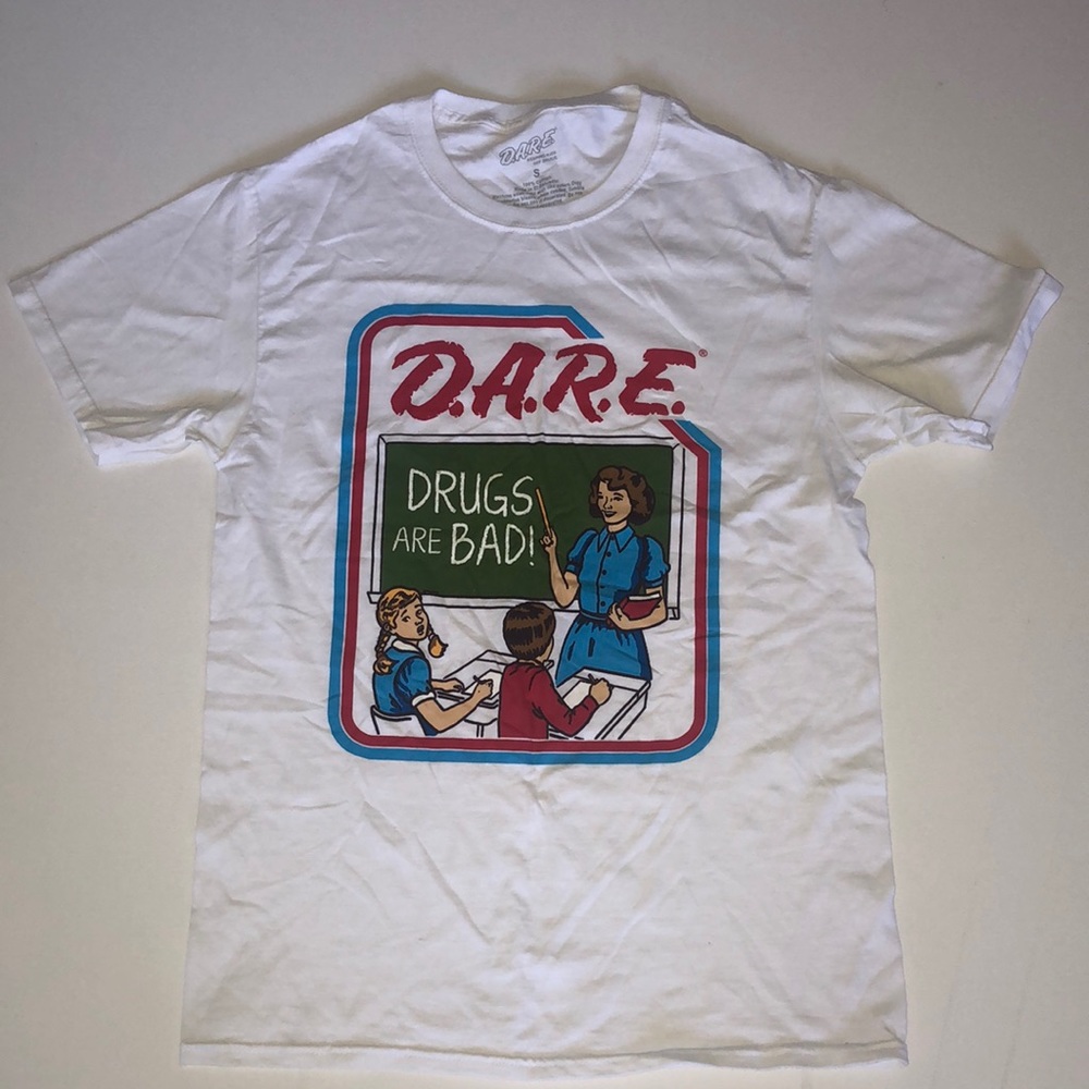 Mens Small DARE T-Shirt